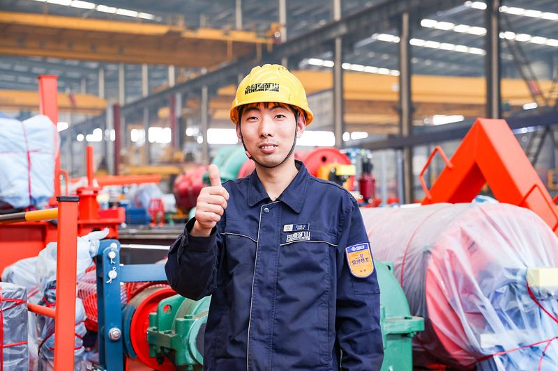 “焊”卫质量｜千赢国际·[中国]首页
机装三班刘成江