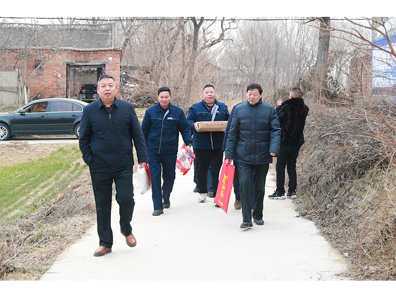 千赢国际·[中国]首页
｜造福桑梓不忘本，新春慰问暖人心